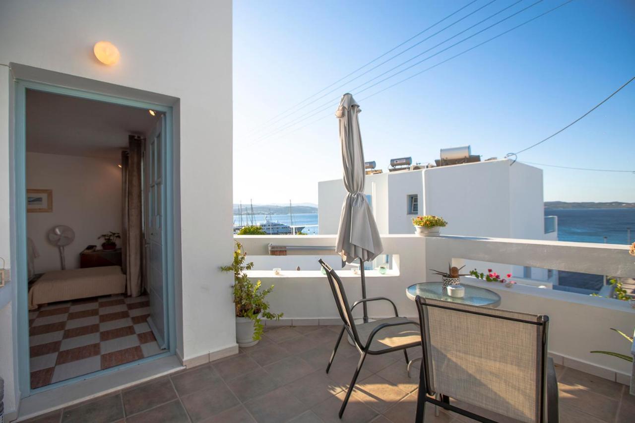 Emily'S Suites Αδάμας Εξωτερικό φωτογραφία