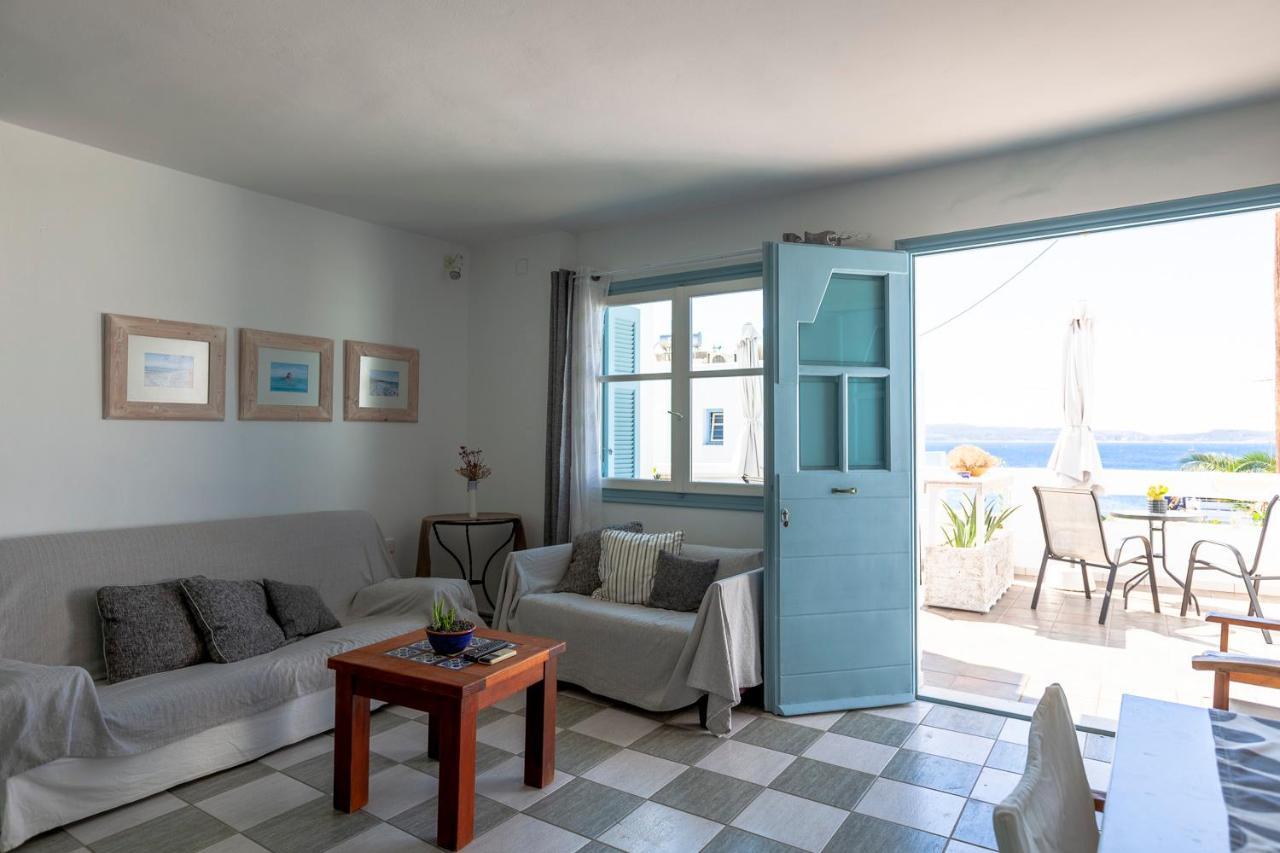 Emily'S Suites Αδάμας Εξωτερικό φωτογραφία
