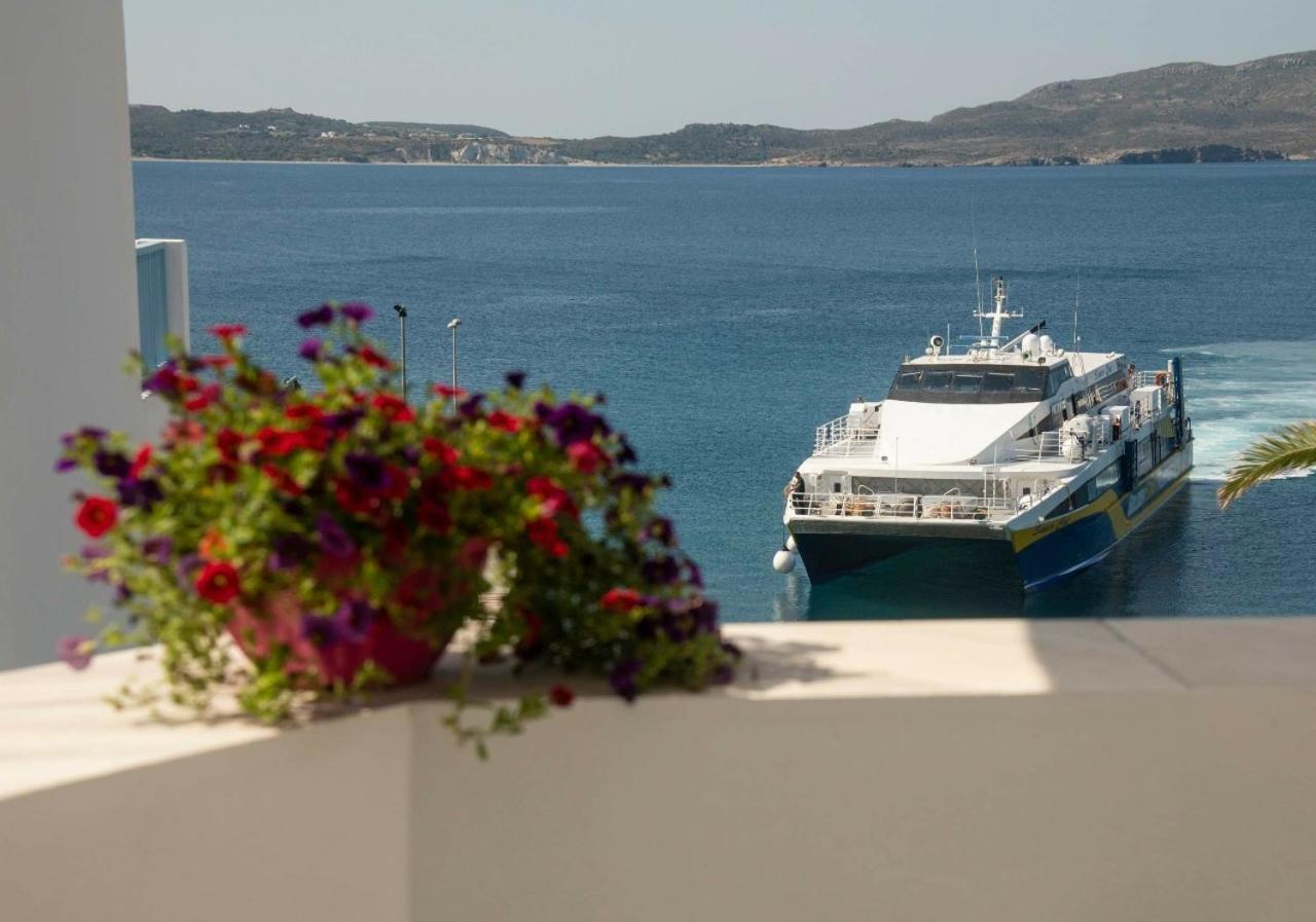 Emily'S Suites Αδάμας Εξωτερικό φωτογραφία